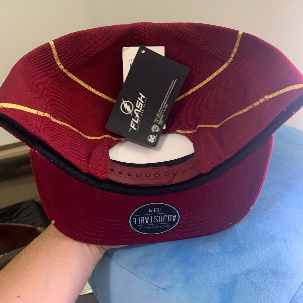 The Flash Hat - Picture 2 of 2